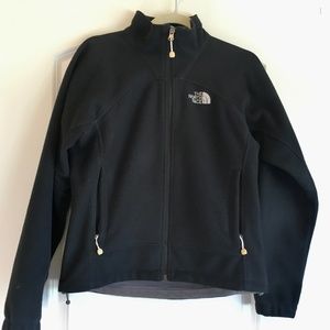 The North Face Windwall Jacket in TNF Black